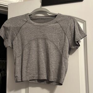 lululemon athletica Gray Swiftly Tech 2.0 Cropped Short Sleeve